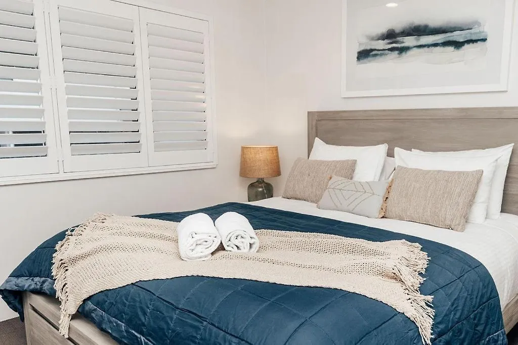 'Admirals' Coastal Haven - 200Mtrs From Beach Mooloolaba 0*,  Australia